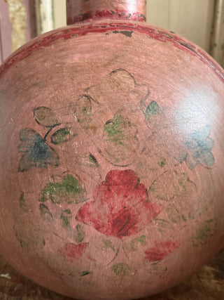 SanDahlia vaas Vintage oude indiase metalen vaas met bloemen schilderij Vintage oude indiase metalen vaas met bloemen schilderij