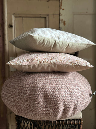 SanDahlia Kussens Sierkussen velvet  Anjer Sierkussen velvet roze ornament goround