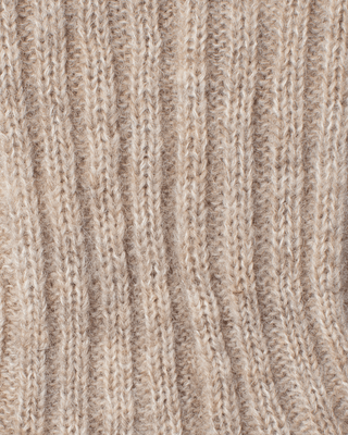 SanDahlia wrist detail Ewa i Walla Wrist detail Nobel 77601 AW24 Sand