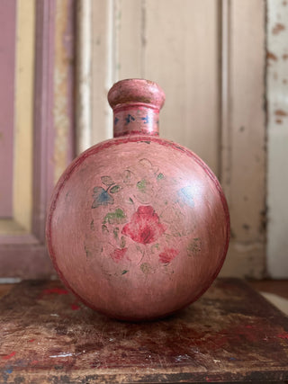 SanDahlia vaas Vintage oude indiase metalen vaas met bloemen schilderij Vintage oude indiase metalen vaas met bloemen schilderij