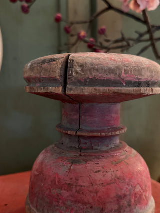 SanDahlia kandelaar Kandelaar vintage hout india geel streepje Kandelaar vintage hout india geel streepje