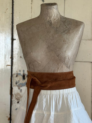 SanDahlia Riem Stijlvolle Wikkelriem van suede cognac