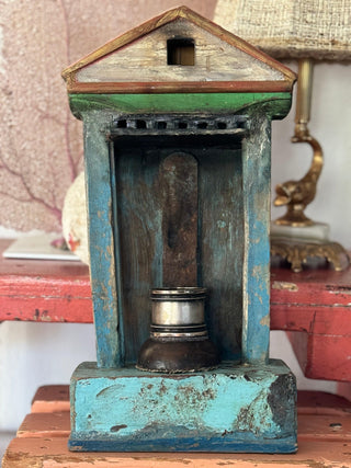 SanDahlia interieur binnen klein altaar India