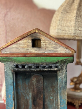 SanDahlia interieur binnen klein altaar India