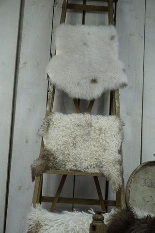 SanDahlia vachten & textiel Schapenvacht krul creme