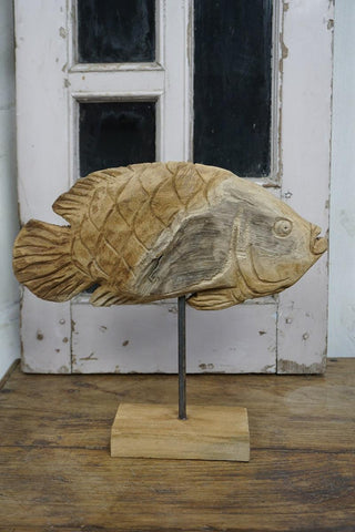 SanDahlia beelden Drijfhout vis op standaard