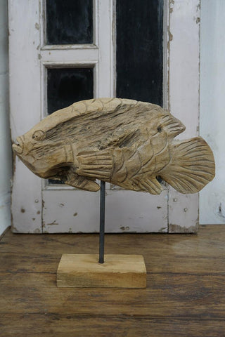 SanDahlia beelden Drijfhout vis op standaard