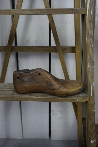 SanDahlia interieur binnen Oude houten schoenmakers model Oude houten schoenmakers model vintage industrieel look