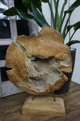 SanDahlia beelden Houten kogelvis op standaard