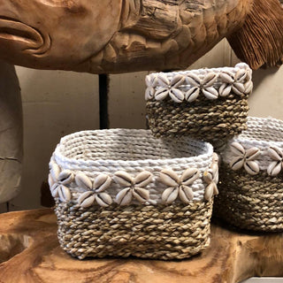 SanDahlia vazen potten & mandjes Bohemian mand met schelpen M