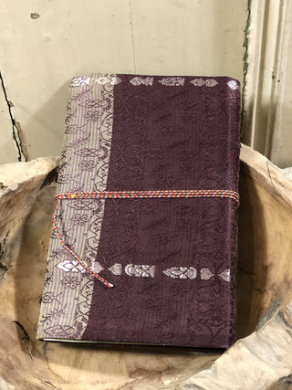 SanDahlia boeken Vintage boek met zijde cover en handgeschept papier