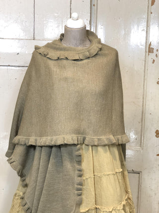 SanDahlia Poncho One Size Poncho met randje Alpaca Sand