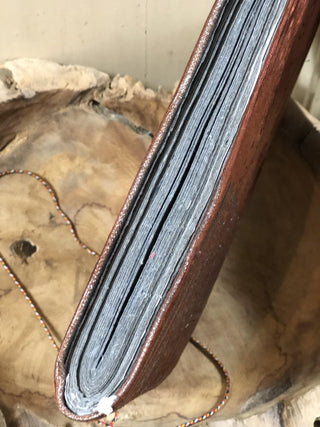 SanDahlia boeken vintage boek met zijde cover en handgeschept papier