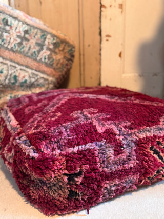 SanDahlia Kussens Poef bordeaux vintage kelim Poef bordeaux vintage kelim
